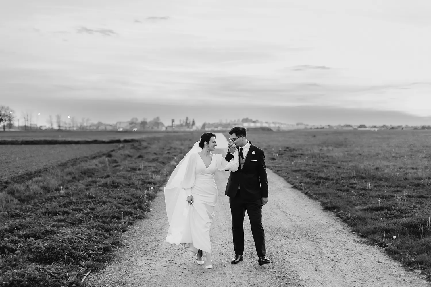 fotograf slubny krakow turczyki 150016 Zajmujemy się fotografią ślubna w Krakowie oraz fotografią ślubną w małopolsce